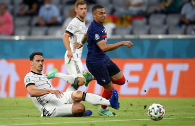 Trei PONTURI pentru meciurile de azi de la EURO 2020! Unde se dau goluri multe și ce cote poți să prinzi la pariuri