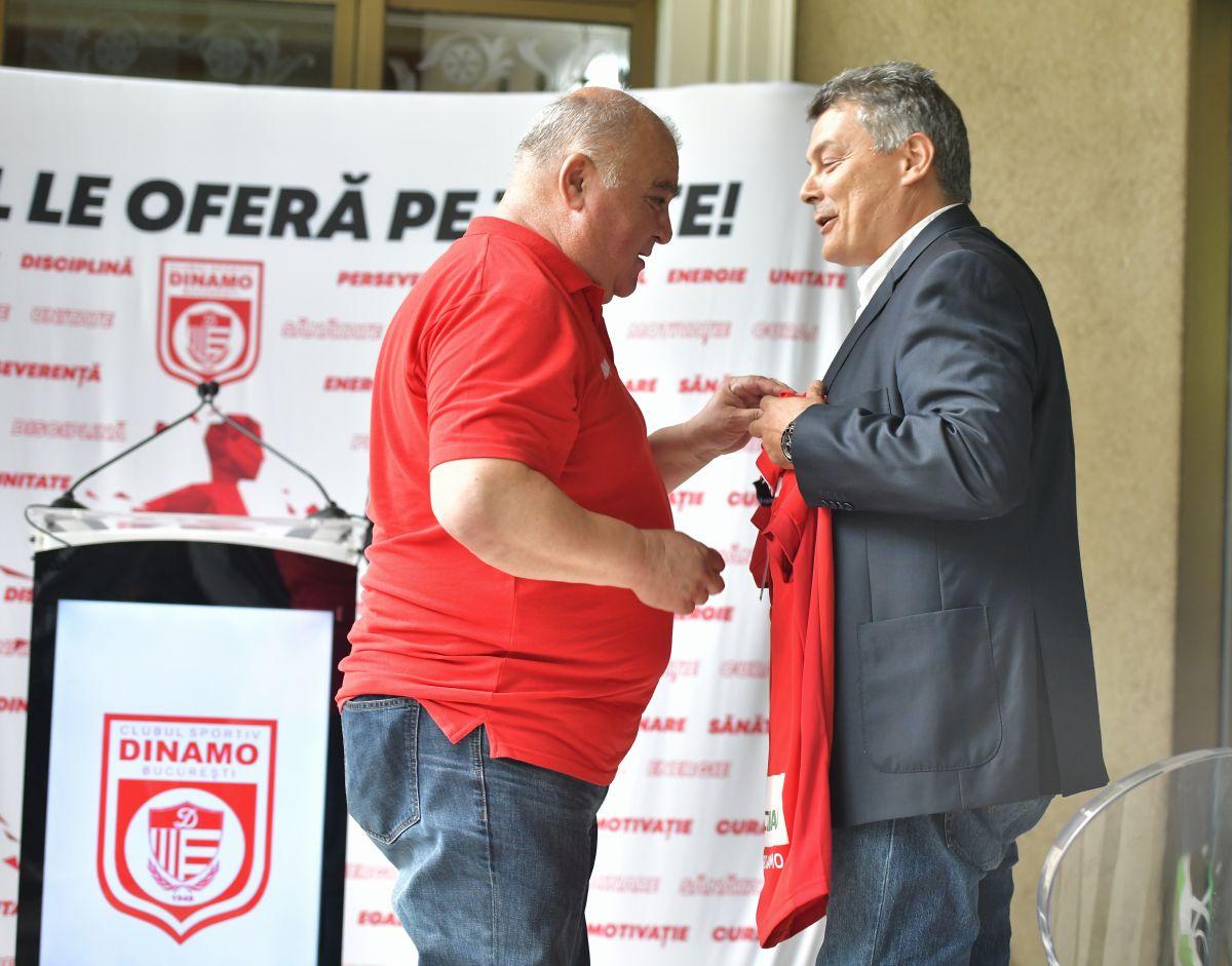 Xavier Pascual, prezentat oficial de Dinamo: „E o șansă să-mi schimb viața”