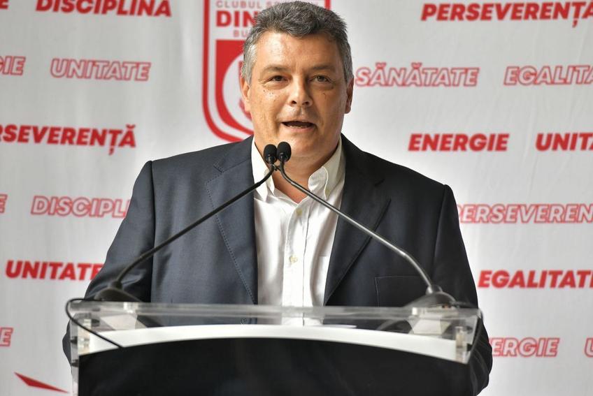 Xavier Pascual (53 de ani), antrenorul care duminică, la Koln, a câștigat pentru a treia oară Liga Campionilor cu Barcelona, a fost prezentat în această seară la Dinamo!
