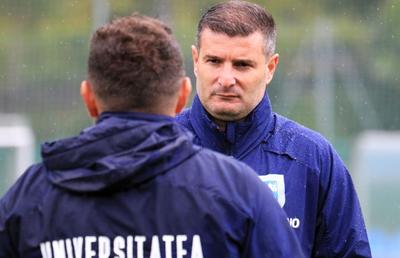 Prima mișcare a lui Laszlo Balint la Craiova: fotbalistul care avea bagajele la ușă a semnat prelungirea