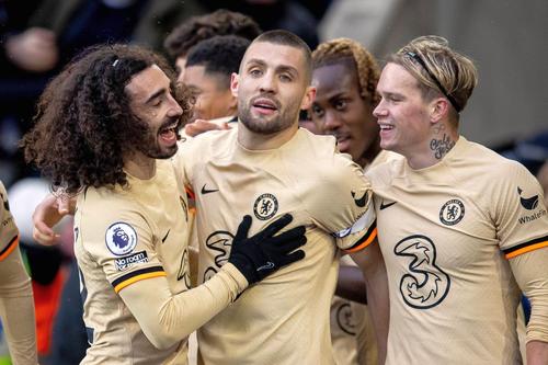 Campioana Angliei, Manchester City, ar fi foarte aproape de a perfecta transferul mijlocașului Mateo Kovacic (29 de ani), legitimat la formația Chelsea. 
Foto: Imago