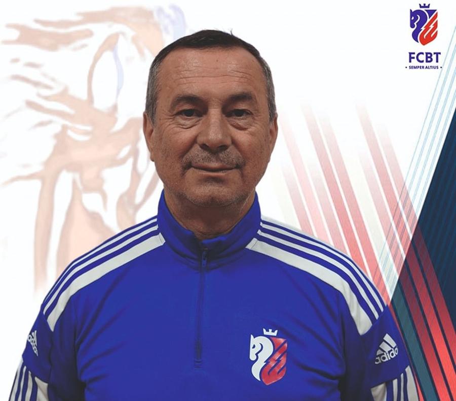 Mihai Ciobanu, prezentat ca „principal” la FC Botoșani // sursă foto: Facebook O nouă „fentă” în SuperLigă! A semnat al doilea antrenor deghizat în fața FRF