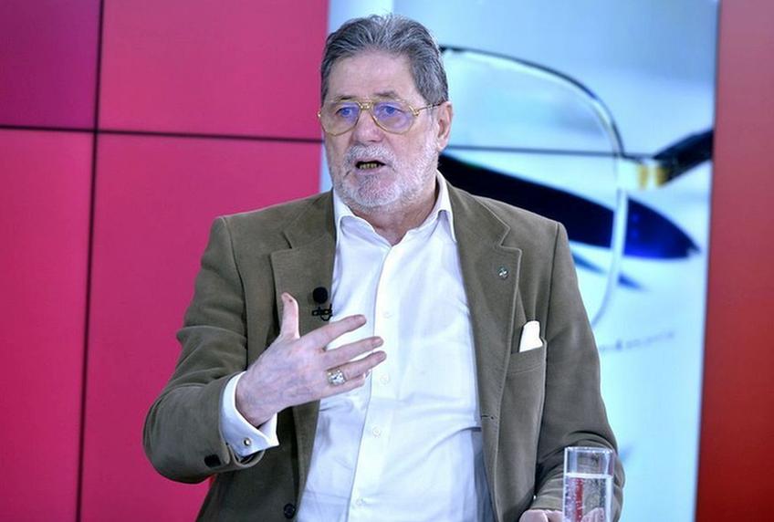 Fostul selecționer al echipei naționale, Cornel Dinu (74 de ani), i-a criticat în termeni duri, în direct la GSP Live, pe George Pușcaș (27 de ani, atacant) și Mario Camora (36 de ani, fundaș), după prestația acestora din meciul Kosovo - România, scor 0-0