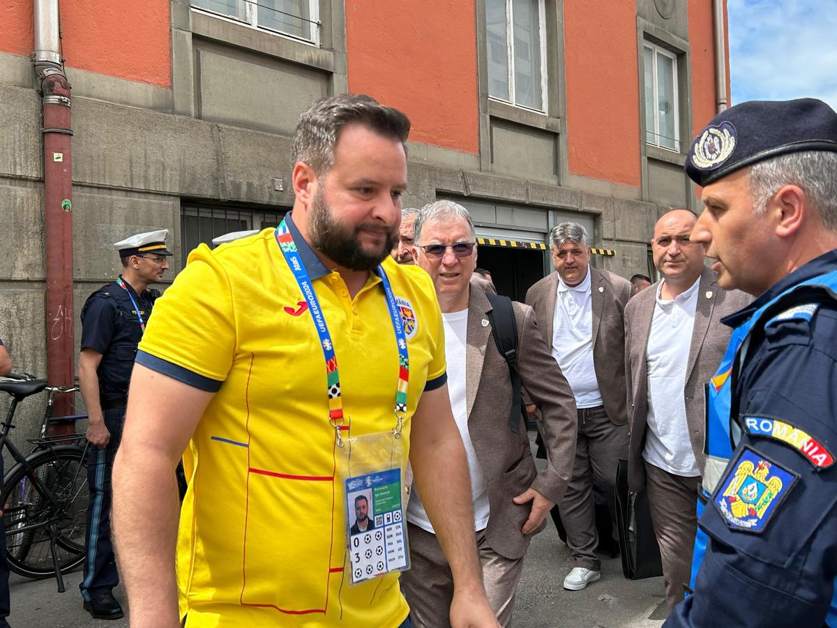 Naționala României a fost aşteptată de fani la gara din Munchen