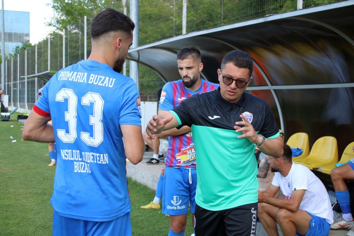 Constantin Budescu a debutat la Buzău » Cum s-a încheiat amicalul jucat de cele două echipe din Superligă