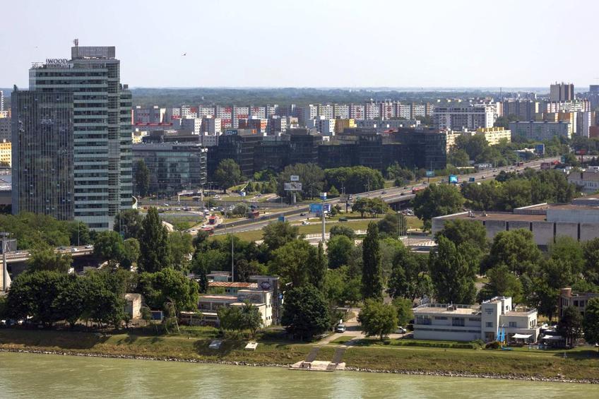 „Bronxul” Bratislavei, la zece minute de naționala U21 » „Orașul în oraș” care s-a reinventat, trecând prin ocupația nazistă și industrializarea socialistă // foto: Ionuț Iordache (GSP)