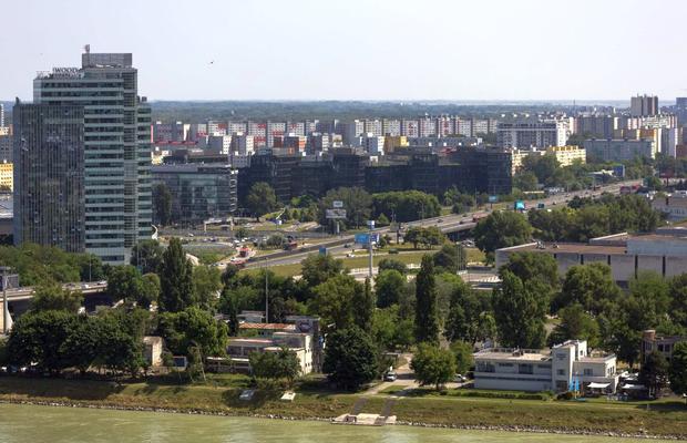 „Bronxul” Bratislavei, la zece minute de naționala U21 » „Orașul în oraș” s-a reinventat, trecând prin ocupația nazistă și industrializarea socialistă