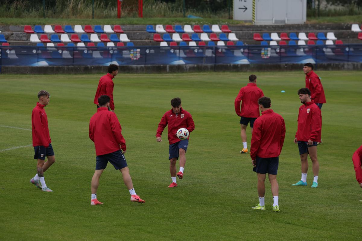 UEFA a interzis România pe terenul central din Bratislava » Motivul ciudat al deciziei luate