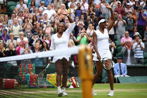 Serena și Venus Williams vor juca din nou împreună la Wimbledon/Foto: Getty Images