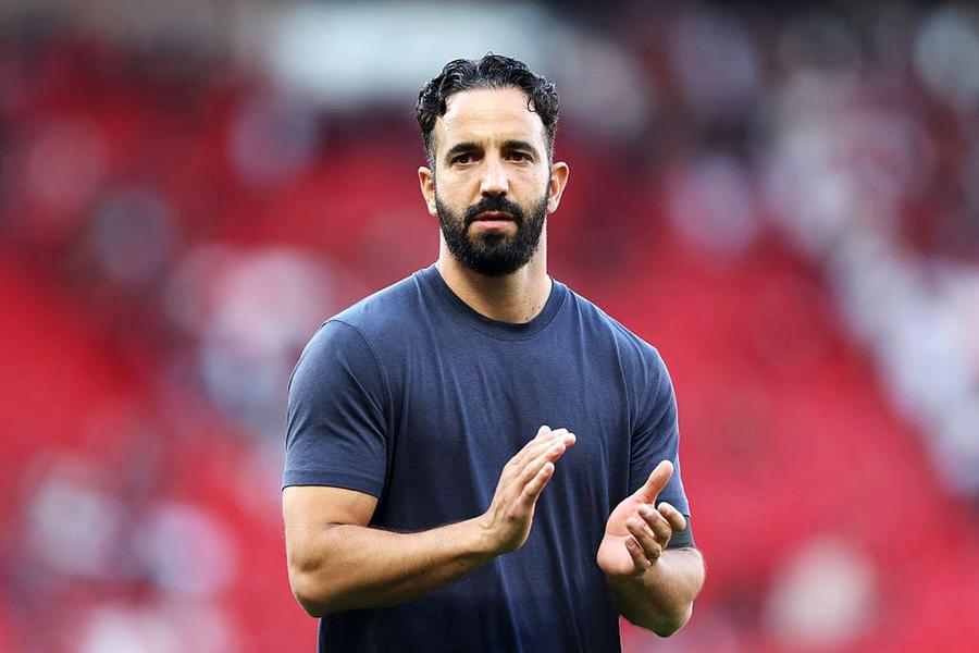 Ruben Amorim a fost prezentat oficial la AC Milan/ FOTO: Getty Images Cel mai bun jucător în 2021-2022, la solduri » Exclus din planurile antrenorului: se vinde pentru 40 de milioane!