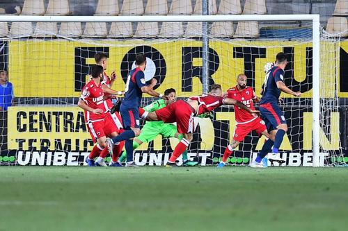 Dinamo - Chindia, meciul care trebuia să aibă loc azi, la ora 19:00, a fost reprogramat pentru 29 iulie
