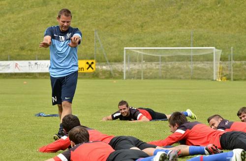 FCSB // DILEMA Neubert: poate și singur sau e dependent de Reghe?