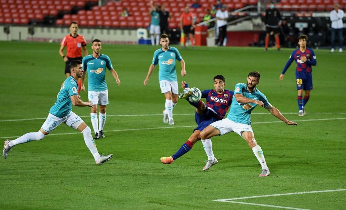 VIDEO Momentul serii cu Sergio Ramos, după titlul cucerit de Real Madrid » Ce a făcut când un reporter i-a înmânat un cadou