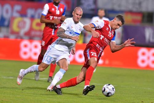 Zdenek Ondrasek (centru) în FC Botoșani - FCSB // foto: Facebook @ FCSB