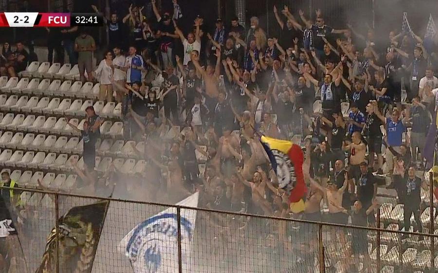 Ultrașii Craiovei în „Gruia” / Captură TV Telekom Sport Ca în vremurile bune! Ultrașii Craiovei au făcut show în „Gruia”, la revenirea lui FCU în Liga 1