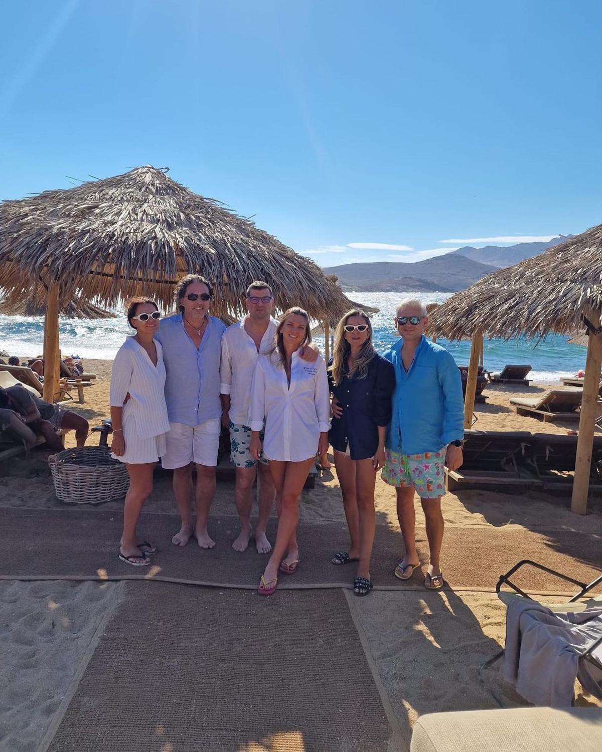 Imagini spectaculoase din vacanța Simonei Halep + comentariu cu 4 semne de exclamare de la Mouratoglou :D