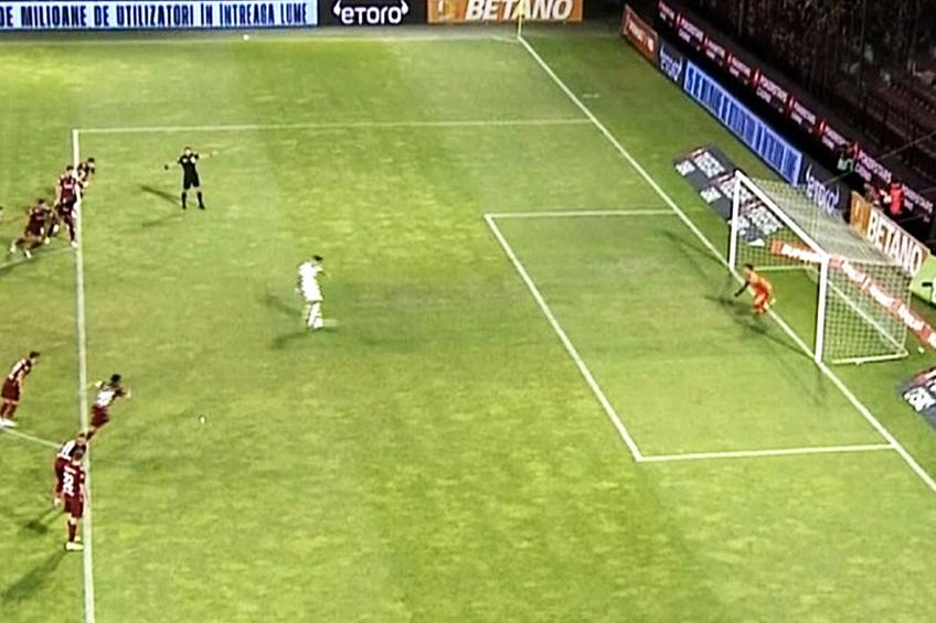 Mihai Stoica s-a enervat după CFR - Rapid: „Nu suport sa ma facă cineva orb! Trebuia repetat penalty-ul”