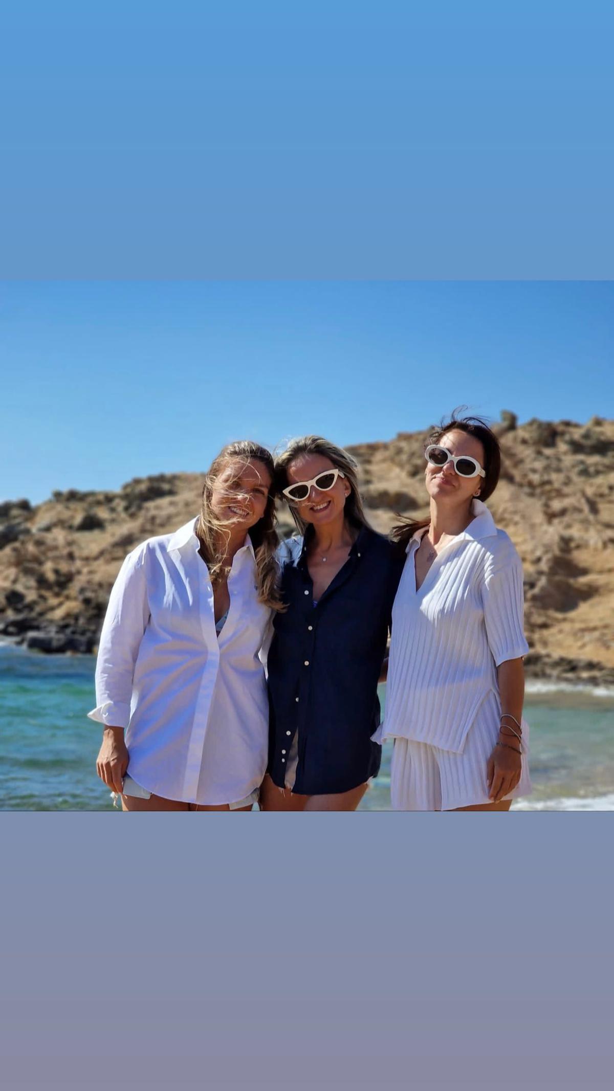 Imagini spectaculoase din vacanța Simonei Halep + comentariu cu 4 semne de exclamare de la Mouratoglou :D