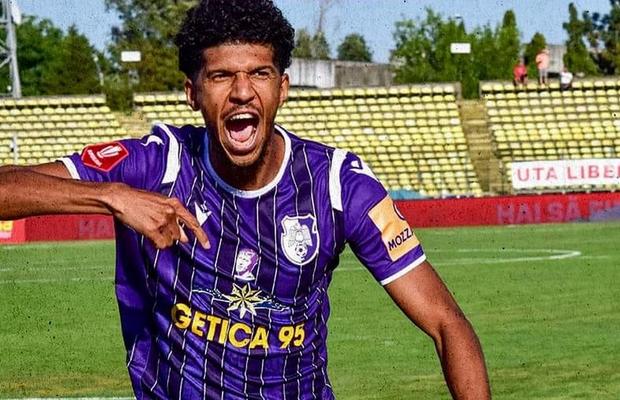 FC Argeș - UTA Arad 2-0, în prima etapă de Liga 1 » Prestație stelară pentru debutantul Bertrand