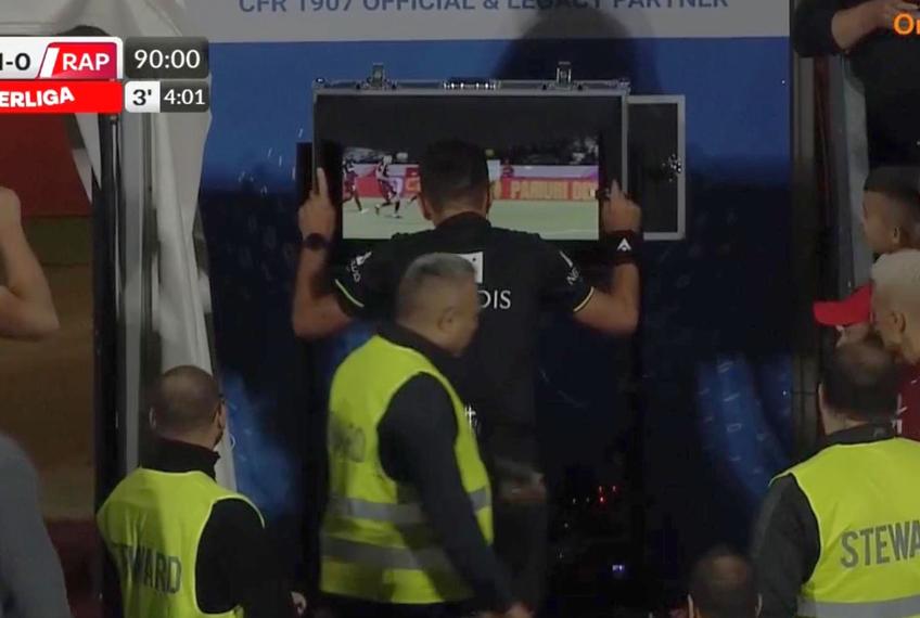 CFR Cluj a trecut de Rapid, scor 1-0, în primul derby al sezonului din Liga 1. VAR-ul putea să întoarcă soarta partidei la ultima acțiune, dar Bălgrădean a apărat penalty-ul executat de Alexandru Albu.