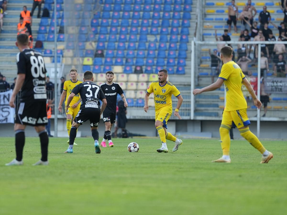 Petrolul - U Cluj