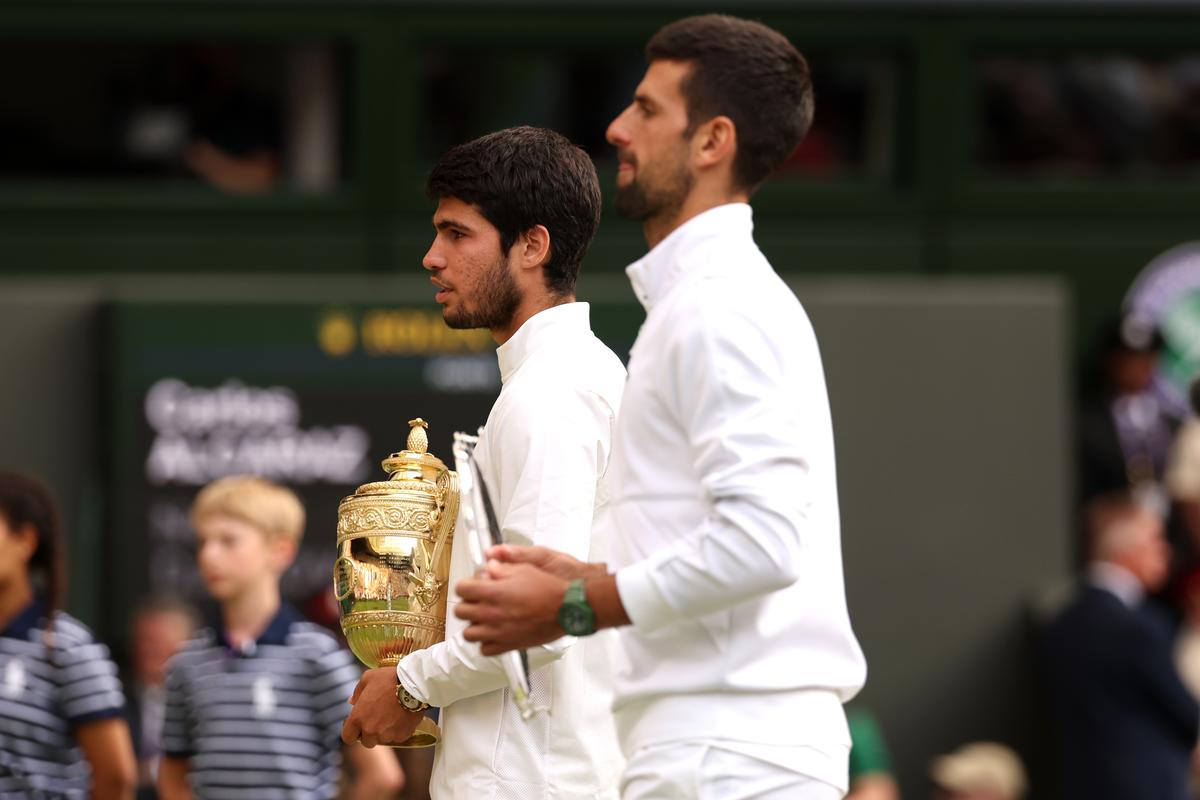 E mai bun Alcaraz decât a fost Nadal la 20 de ani? Două mari întrebări după ce spaniolul a rescris istoria la Wimbledon