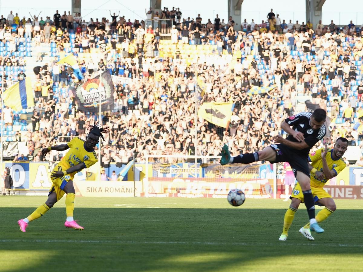 Petrolul - U Cluj
