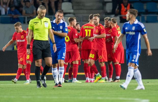Motivul pentru care Florinel Coman a fost schimbat la pauză: „Am vorbit cu Elias”
