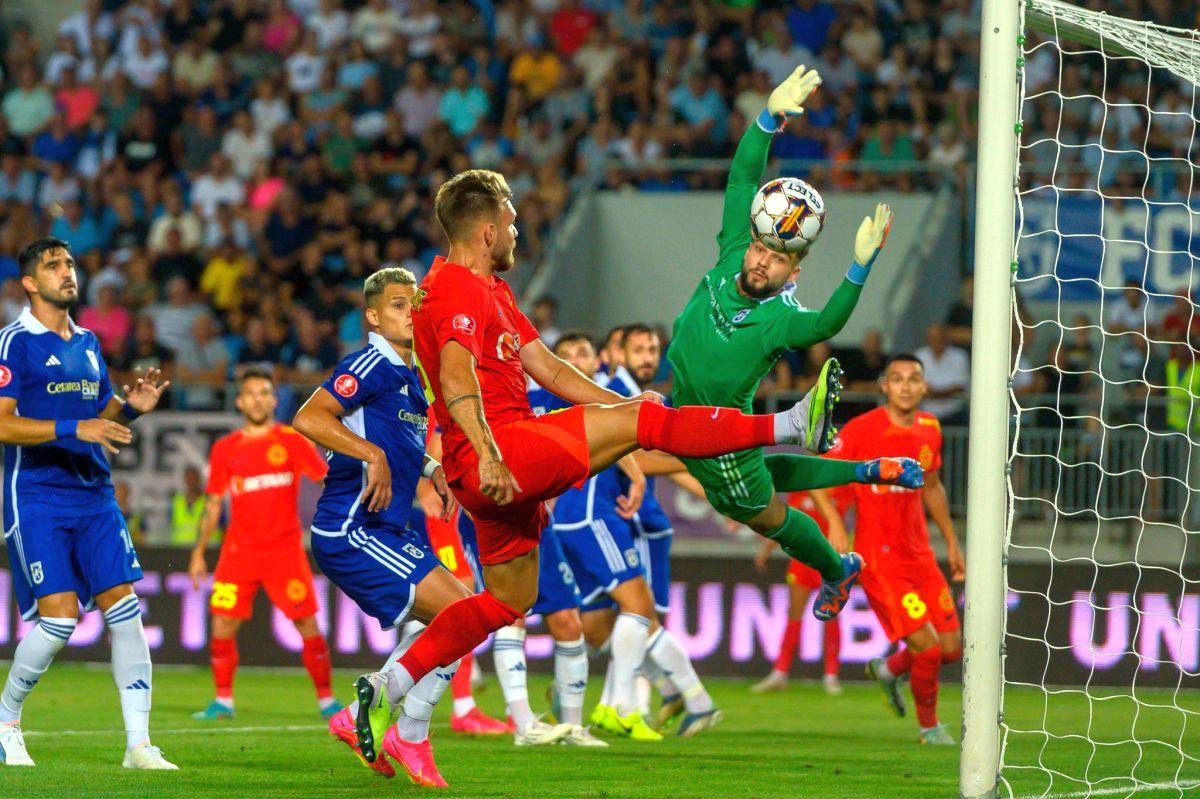 Sperietură pentru FCSB! Darius Olaru, înlocuit în prelungirile primei reprize