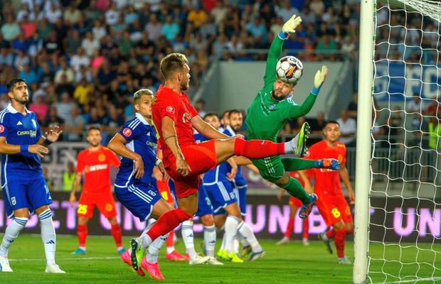 Începură în forță! FCSB nu i-a dat nicio șansă lui FCU Craiova la Târgu Jiu