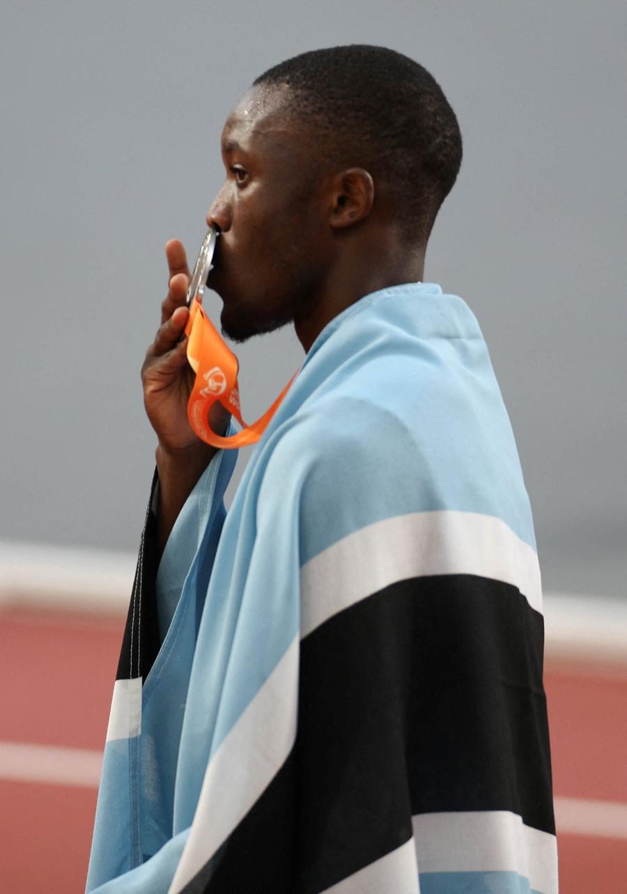 Letsile Tebogo (Botswana) Foto: Imago Images Cine va fi cel mai rapid om din lume la Paris? De la Oblique Seville la americanul Fred Kerley, iată favoriții sprint 100 de metri! » Seriile din semifinale + când e marea finală