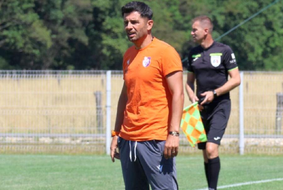 Nicolae Dică se întorsese vara aceasta la FC Argeș / Sursă foto: argesfc.ro Omul cu banii de la FC Argeș iese în față și îl pune la punct pe Nicolae Dică: „100% va spune asta despre mine!” » Cine vine în Trivale? „O surpriză, discutăm la noapte!”