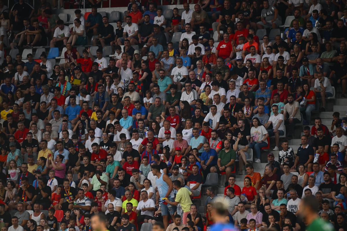 Asistență slabă pe Stadionul Ghencea
