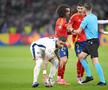 Kyle Walker, primul din stânga, cu mingea pe balon // foto: Guliver/gettyimages