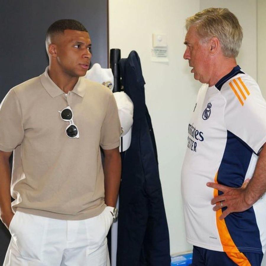 Primele discuții ale lui Kylian Mbappe cu antrenorul Carlo Ancelotti Kylian Mbappe a explicat ce rol va avea la Real Madrid: „Am vorbit cu Ancelotti” + de unde știe spaniolă?