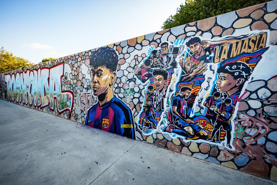 Barcelona a vândut un număr incredibil de tricouri cu Lamine Yamal #10 într-o singură zi