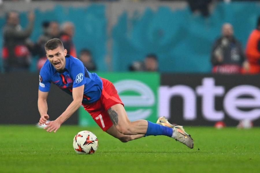 Florin Tănase / foto: Imago Becali a țipat la favoritul Florin Tănase: „Ai căzut și vrei fault?” + N-a scăpat nici Vali Crețu: „Varză!”
