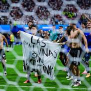 Bannerul afișat de Giovani Lo Celso după Anglia - Argentina // foto: Imago Images