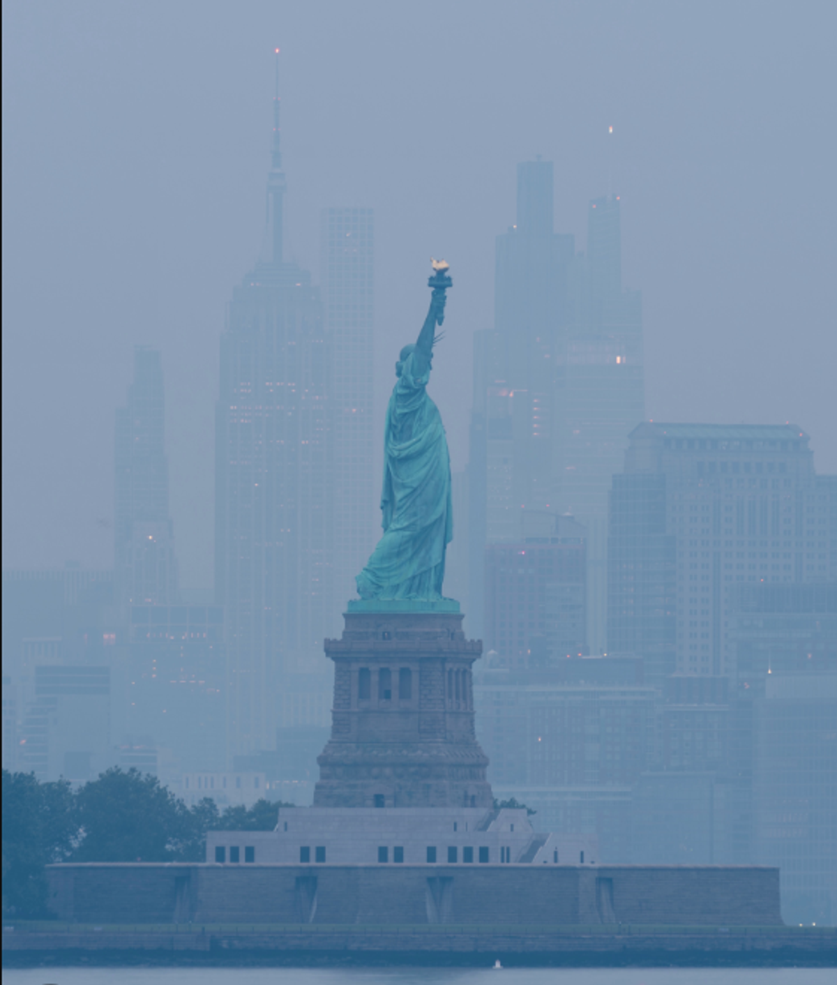 New York, orașul finalei Cupei Mondiale 2026, învăluit în fum din cauza incendiilor din Canada
