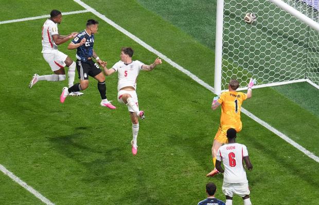 Golgheterul lui Chivu nu și-a putut stăpâni emoțiile: „Acum o să încerc să nu plâng”