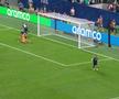 Minutul 85 - După golul de 1-1, Romero merge „glonț” la Pickford și se bucură ostentativ, strigându-i în față portarului englez.