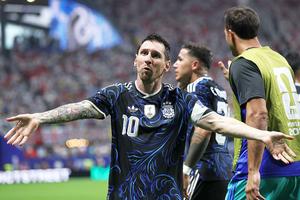Lionel Messi va juca a treia lui finală de Campionat Mondial: un singur jucător a mai făcut-o