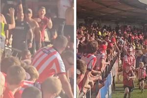 Scene îngrozitoare în timpului meciului din Europa League » În urletele copiilor speriați, suporterii au fugit pe gazon de teama ultrașilor bulgari