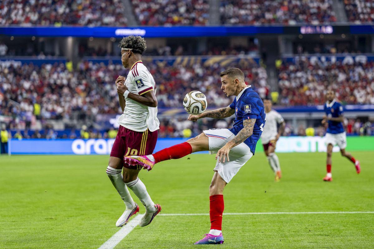 Considerat vinovat pentru eliminarea Franței de la Mondial, Lucas Digne reacționează