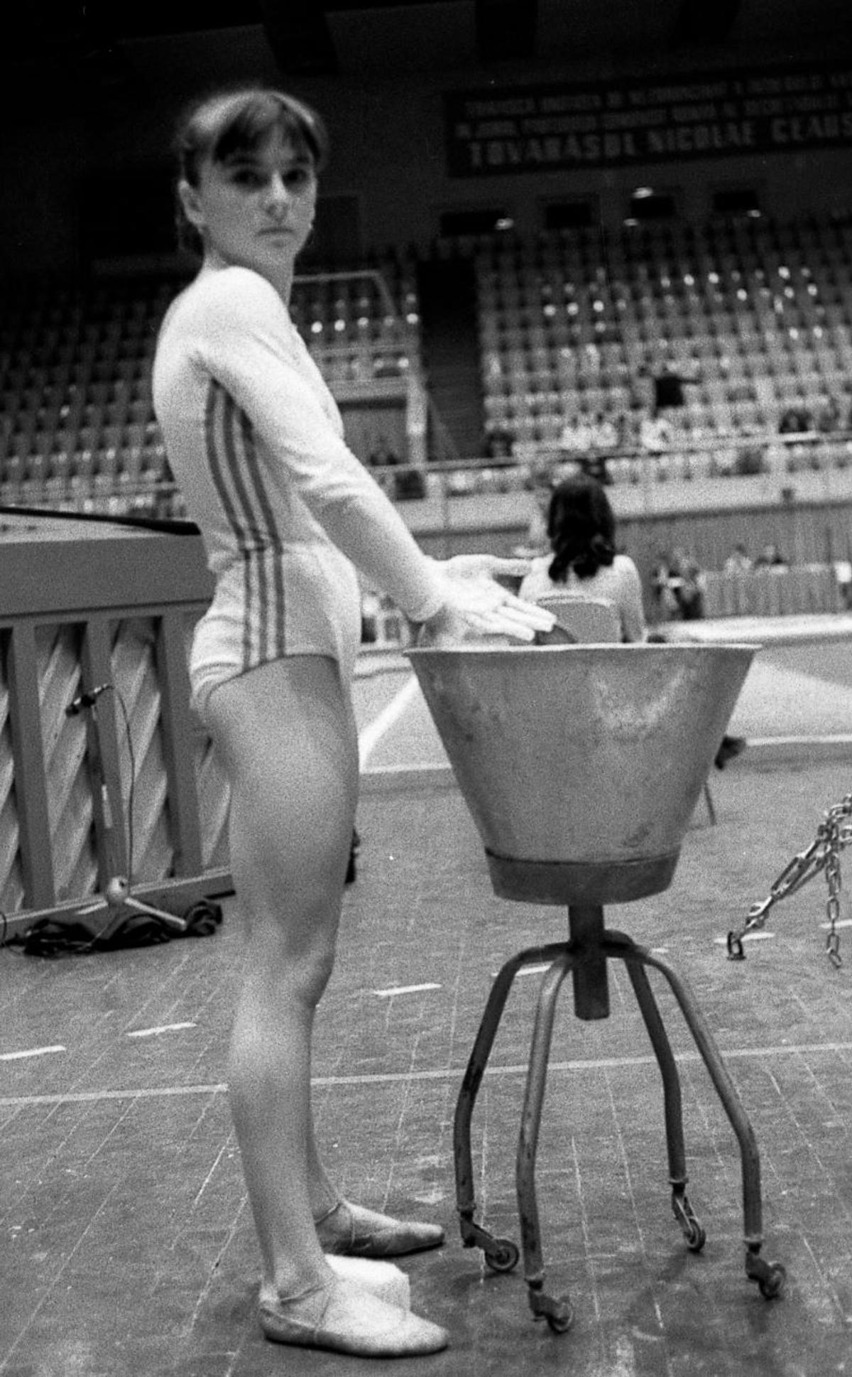 Interviu cu marea gimnastă Teodora Ungureanu, triplă medaliată la Montreal 1976: „Eu luasem 9,90, fix înaintea Nadiei”