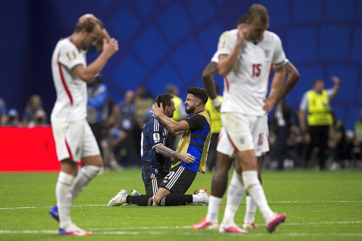 Balonul englez de Aur: „Nu am nicio îndoială că suntem mai buni decât Argentina, DAR...”