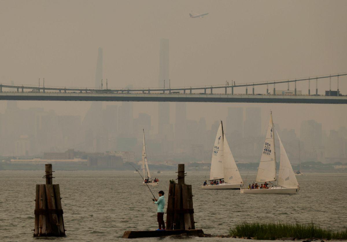 New York, orașul finalei Cupei Mondiale 2026, învăluit în fum din cauza incendiilor din Canada