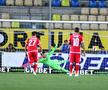 CHINDIA TÂRGOVIȘTE - DINAMO 3-2 // VIDEO+FOTO Uhrin n-a schimbat nimic! Roș-albii pierd contra Chindiei și revin pe ULTIMUL LOC