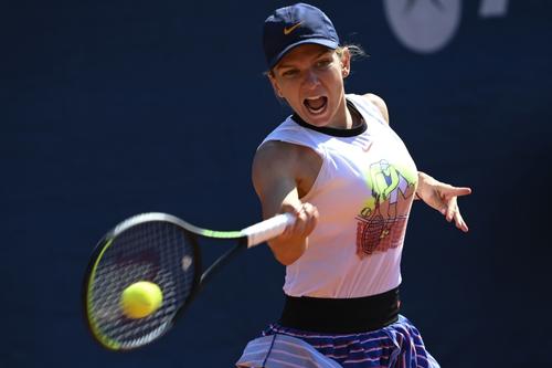 Simoan Halep în acțune la Praga FOTO Guliver/GettyImages