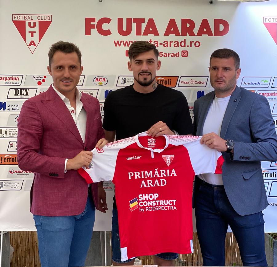 Alex Albu, alături de Laszlo Balint (dreapta) și Bogdan Apostu (stânga) UTA nu glumește! Și-a betonat lotul cu încă două transferuri importante